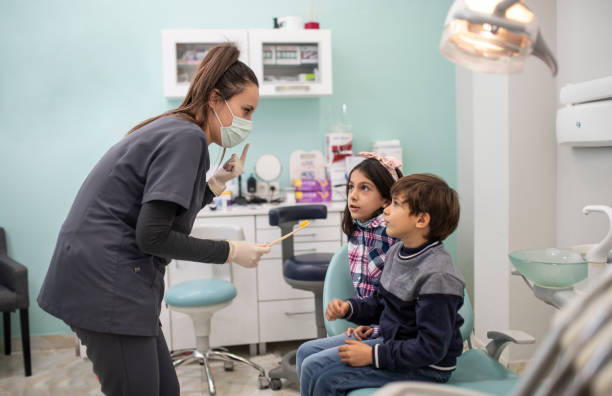 Best Tooth Extraction  in Falmouth Foreside, ME