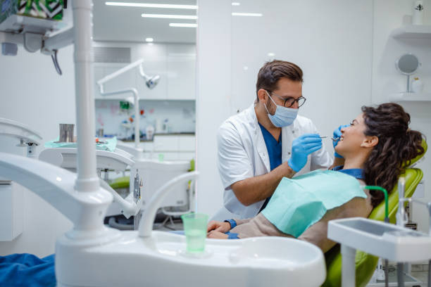 Best Emergency Dental Care  in Falmouth Foreside, ME